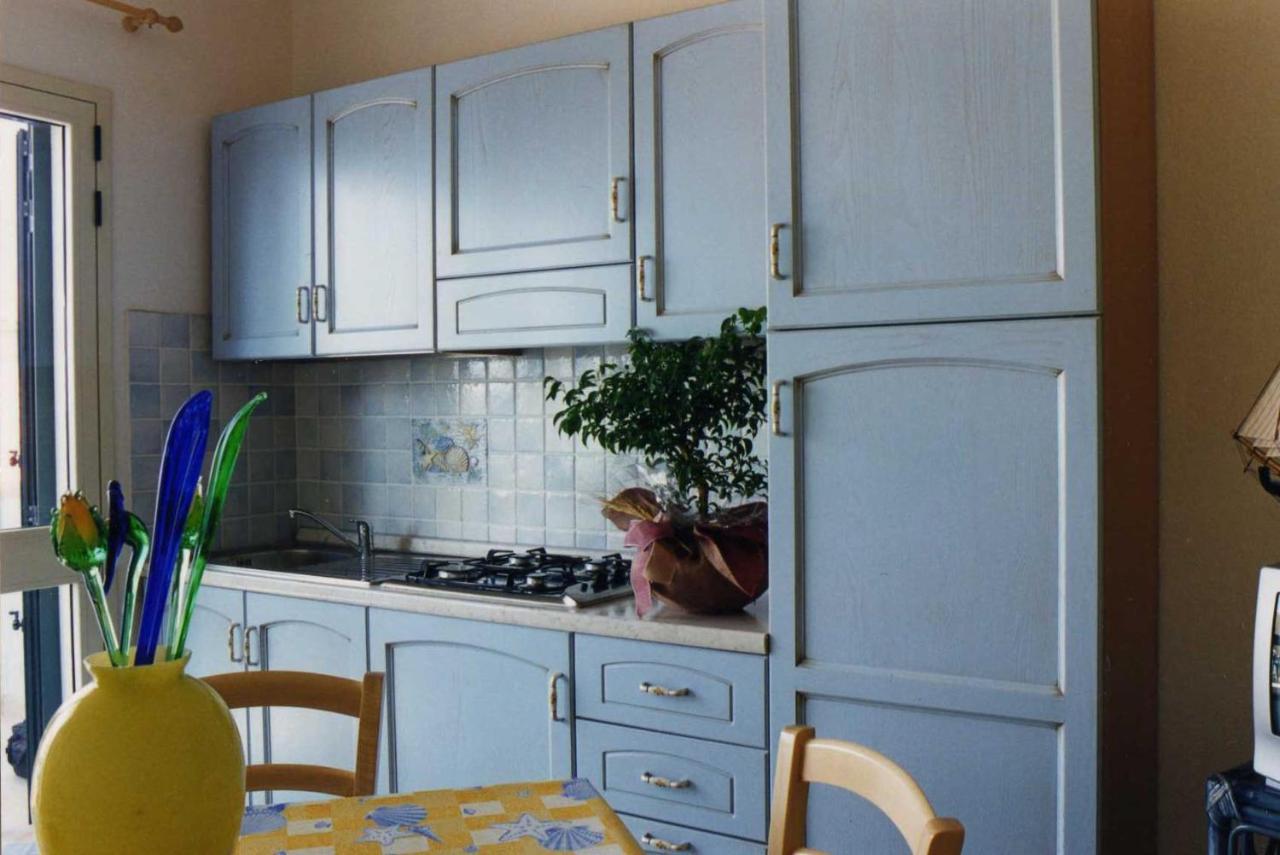 Borgo Marino Badesi Aparthotel Bagian luar foto